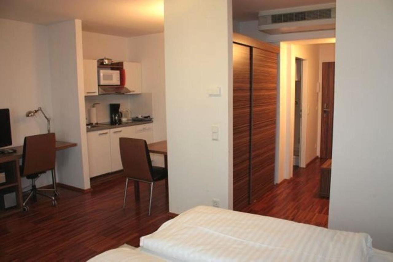 Royal Living Apartments Vienna Exterior photo