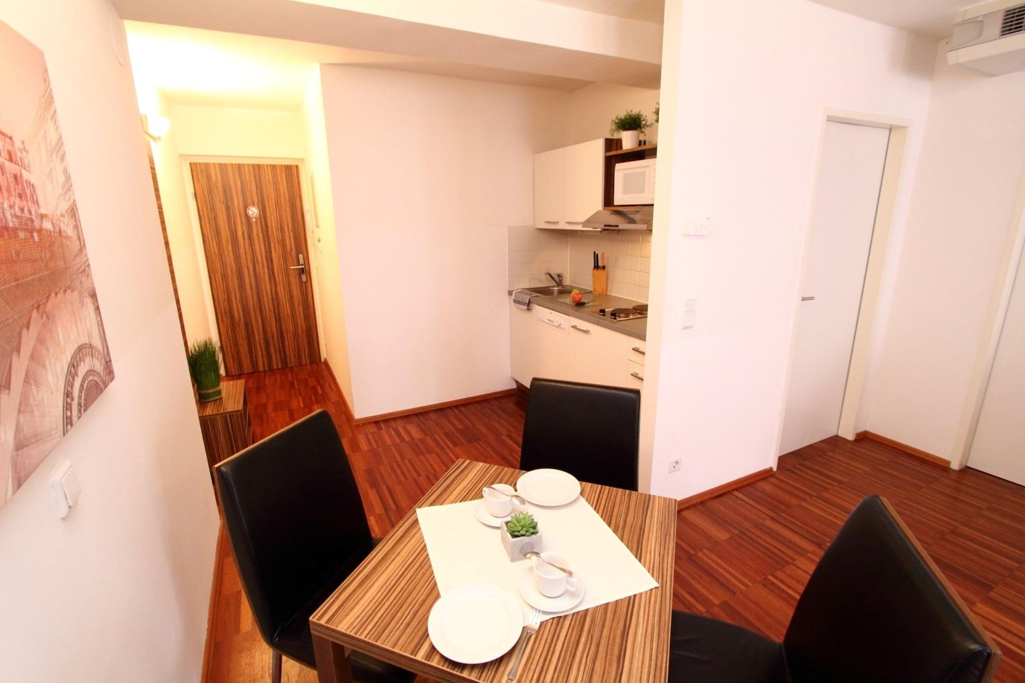 Royal Living Apartments Vienna Exterior photo