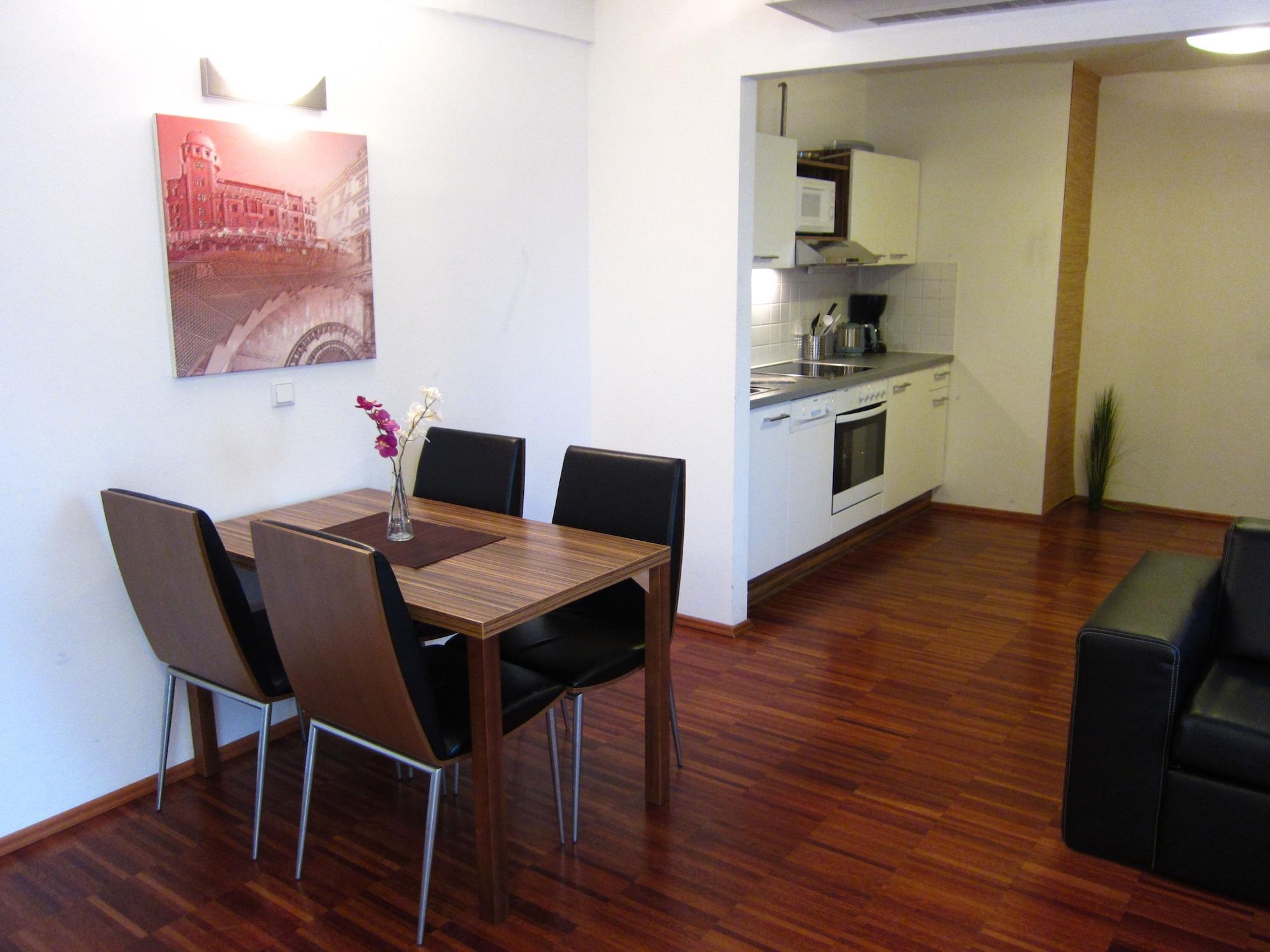 Royal Living Apartments Vienna Exterior photo