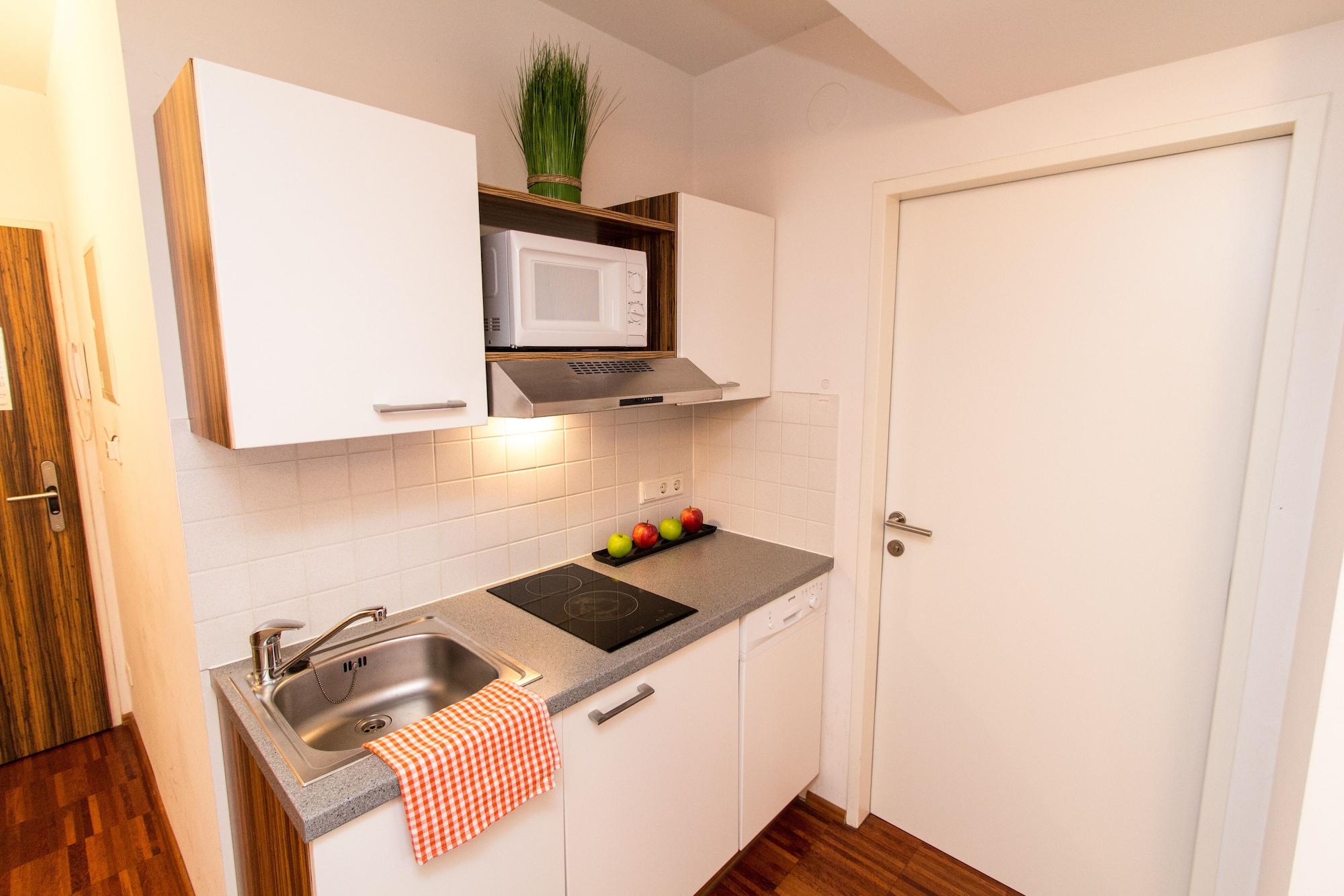 Royal Living Apartments Vienna Exterior photo